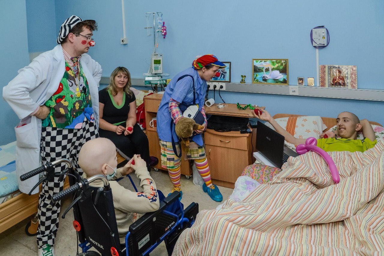 Лікарняні клоуни в Україні